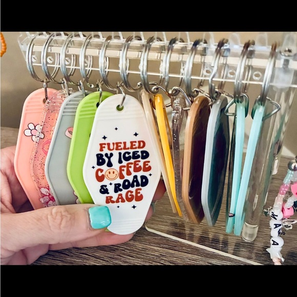 Colorful Kids Keychain Set - Picture 2 of 4